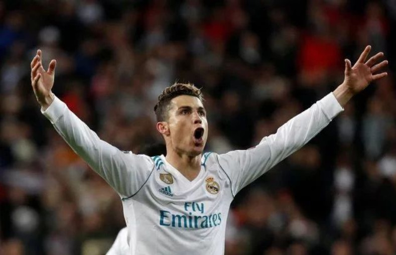 球迷最爱看的踢法回来了（最受欢迎的打法重现江湖）